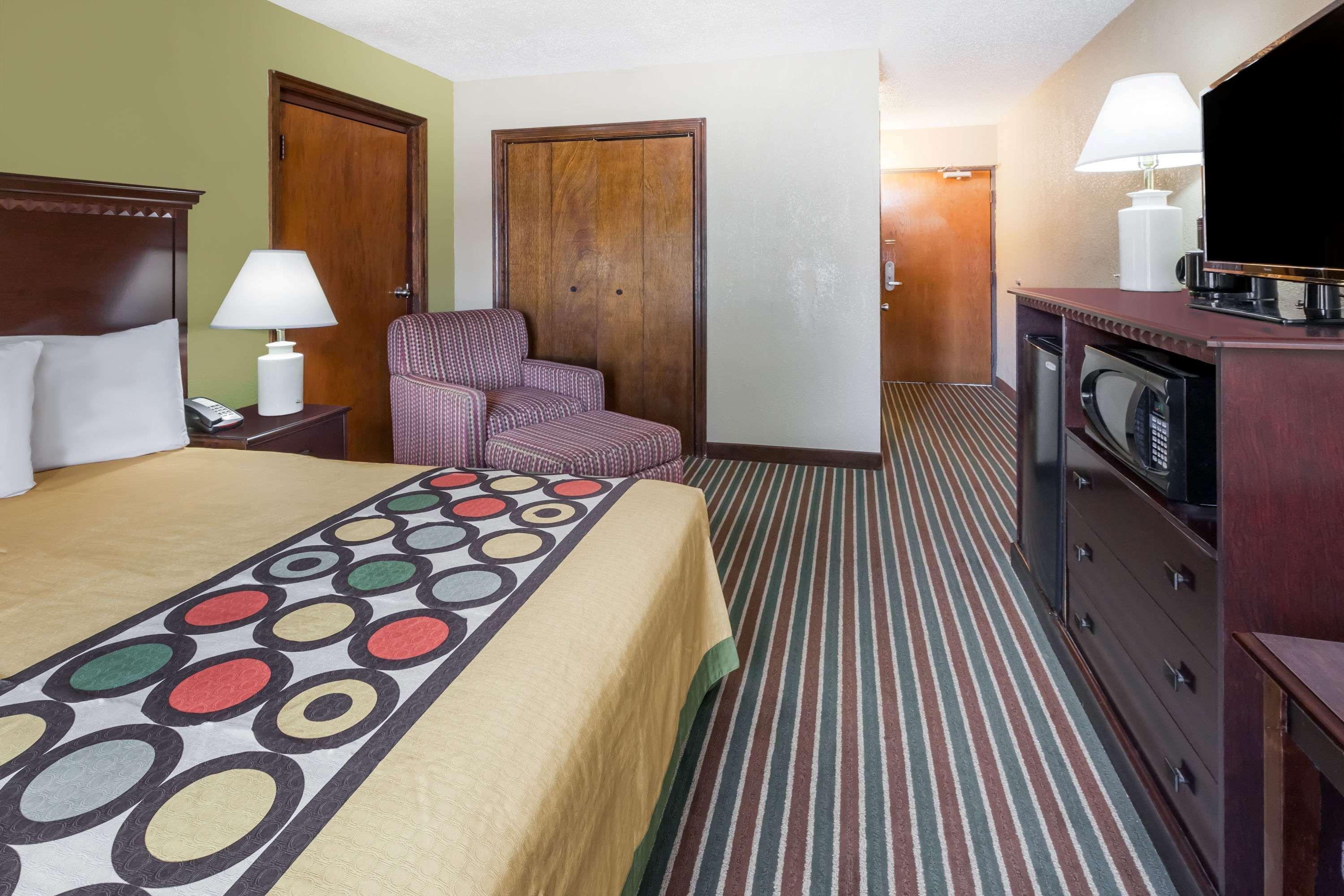 Super 8 By Wyndham Harrison Ar Motel Eksteriør bilde