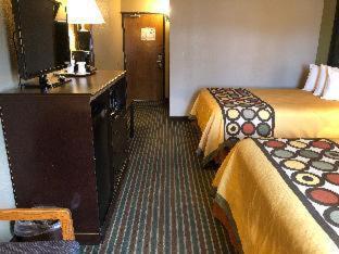 Super 8 By Wyndham Harrison Ar Motel Rom bilde