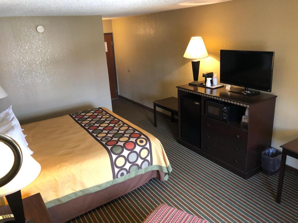 Super 8 By Wyndham Harrison Ar Motel Eksteriør bilde